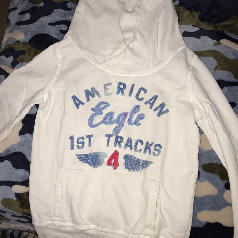 White hoodie